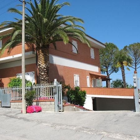 Bed & Breakfast Bompadre Civitanova Marche Zewnętrze zdjęcie